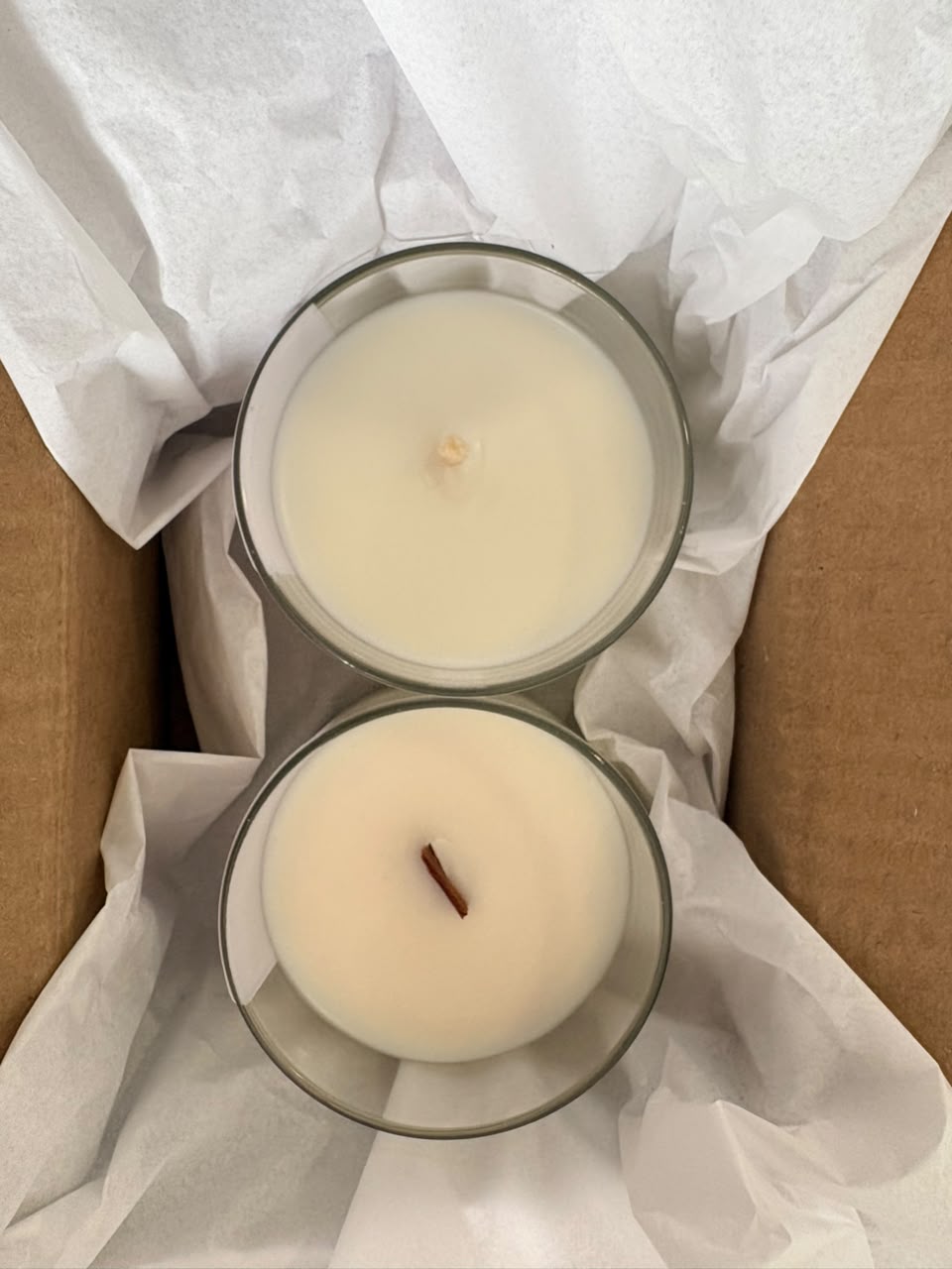 Kit com duas velas aromáticas Lemon Vibes